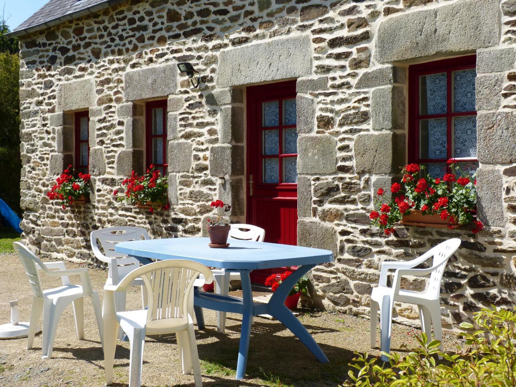 Gite De Caractere Lopérec Extérieur photo